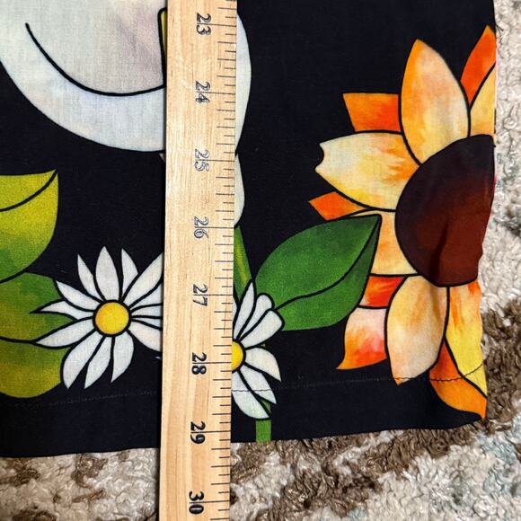 NWT Pleasures Verona Beach Leonardo DiCaprio Button Up Size M Romeo and Juliet - Picture 7 of 8